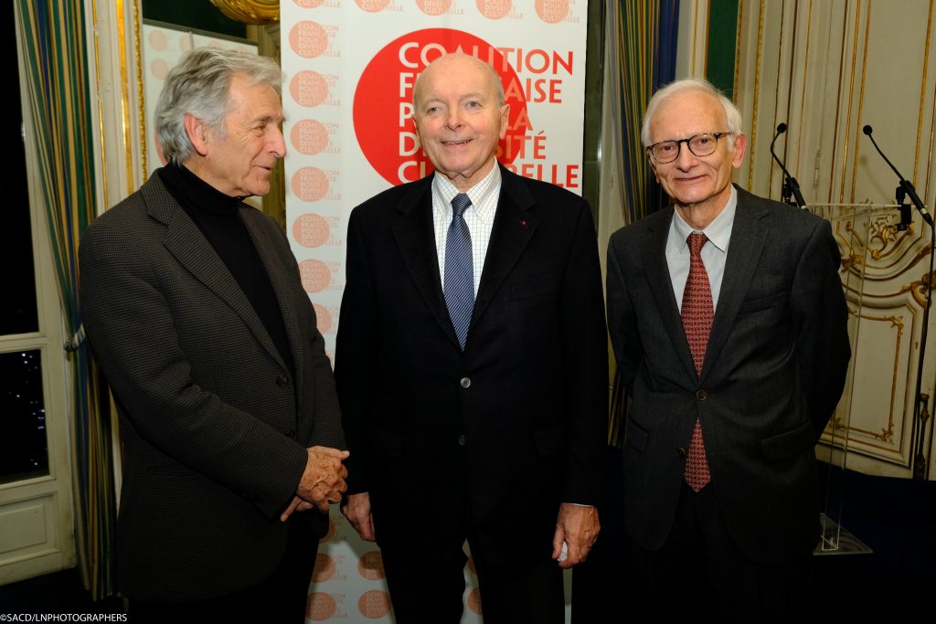 Trois lauréats du prix de la diversité culturelle: Costa-Gavras, Jacques Toubon et Jean Musitelli